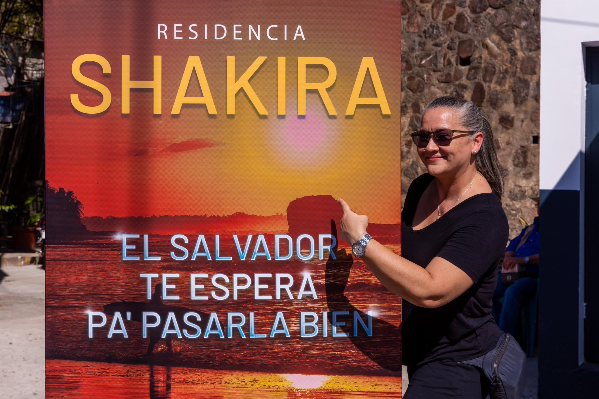 El Salvador registra alza de visitantes por conciertos de Shakira
