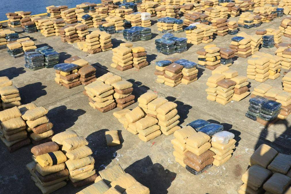 Panamá decomisa unas tres toneladas de droga en una embarcación