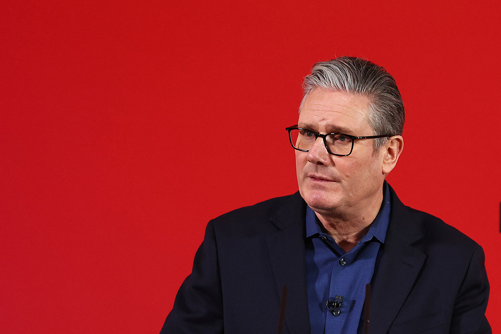 Starmer no dimitirá pese al escándalo por el caso Epstein