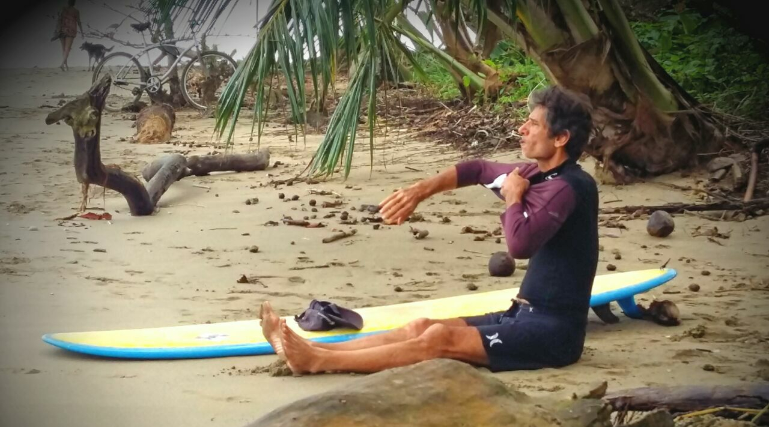 Asesinan en Costa Rica al surfista estadounidense Kurt Van Dyke