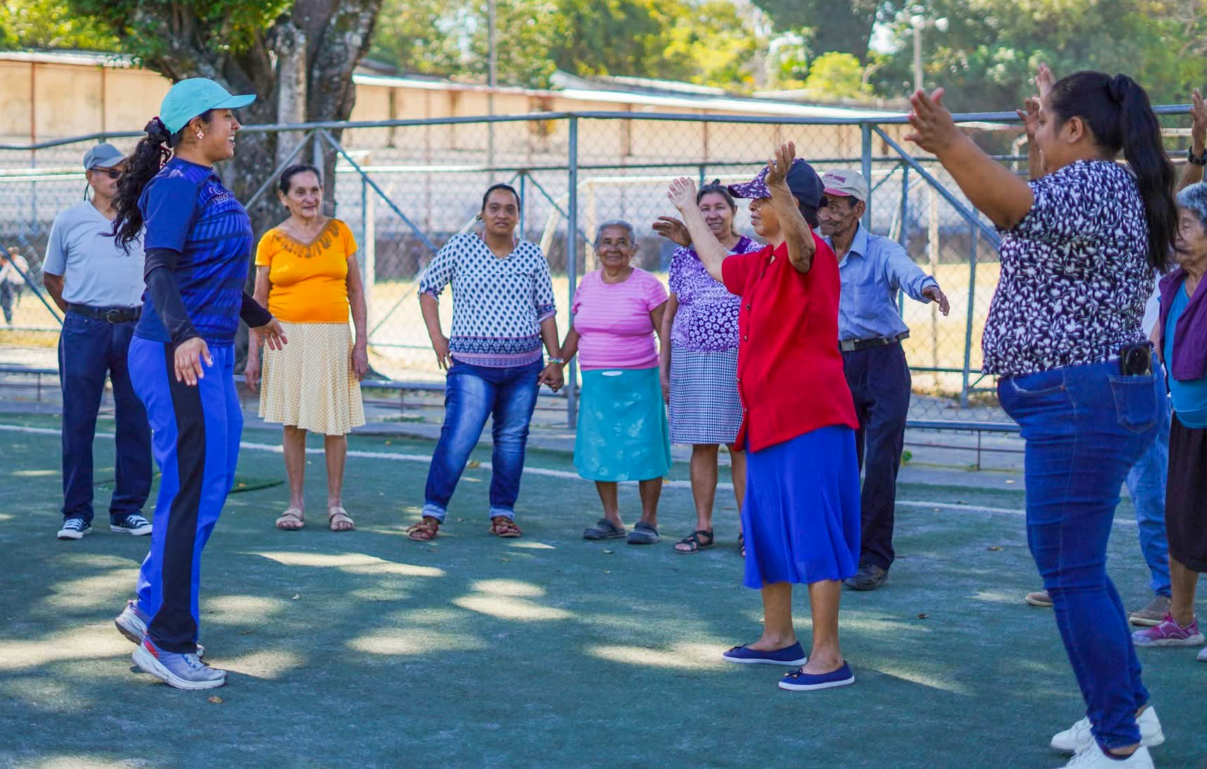 Adultos mayores se activan en Cuscatlán Norte con Más 60