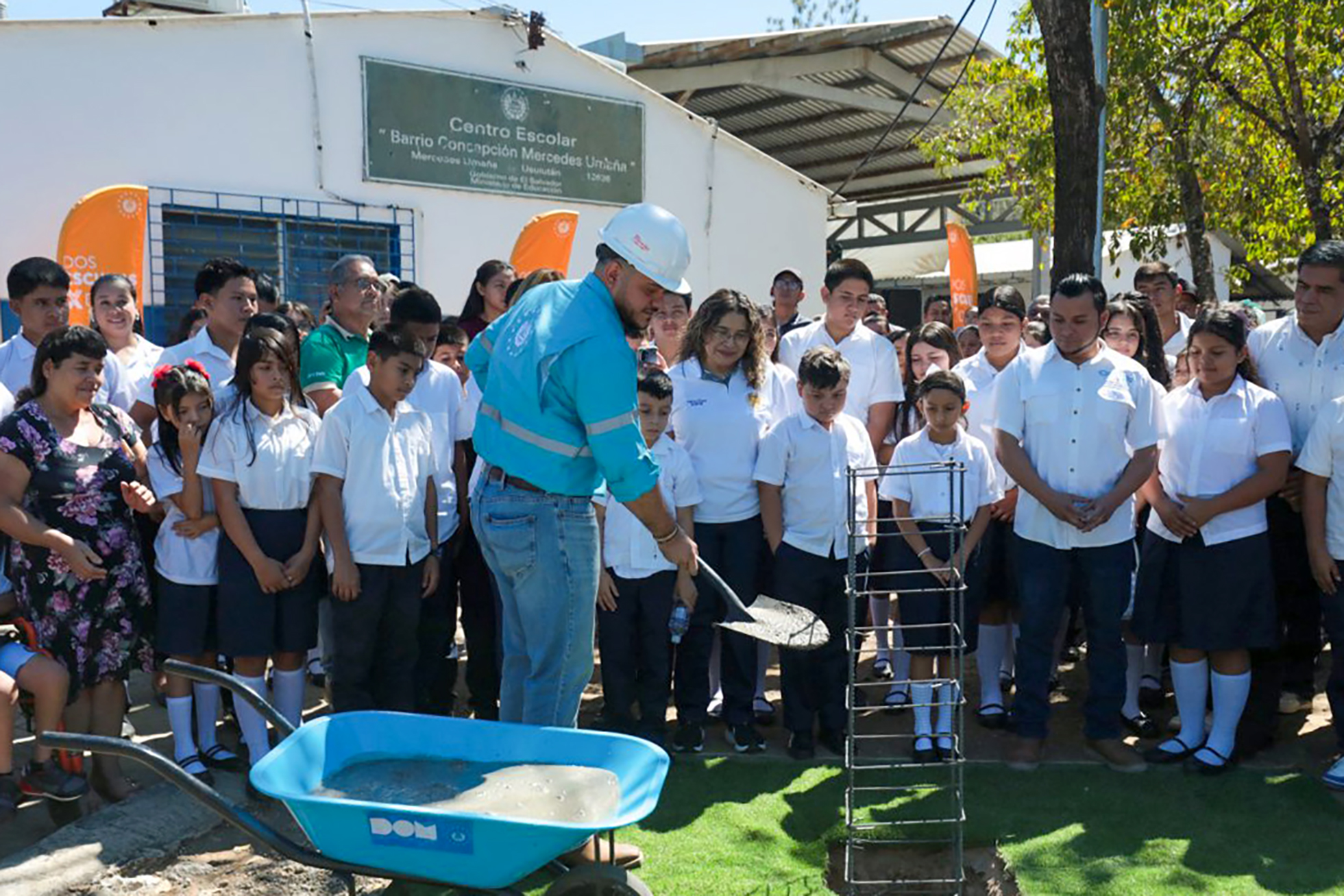 Comienza la renovación de un centro educativo en Mercedes Umaña, Usulután