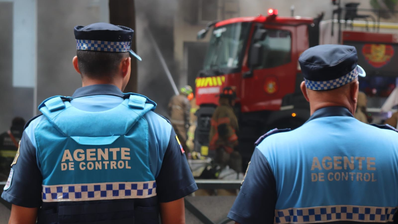 Gobierno de Ecuador sostiene que incendios han sido a propósito en Guayaquil