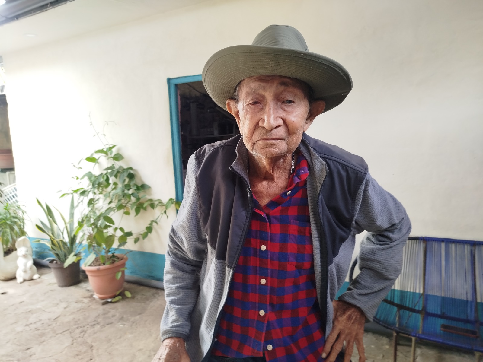 Don Mauricio cumplió 106 años junto a su familia en San Miguel
