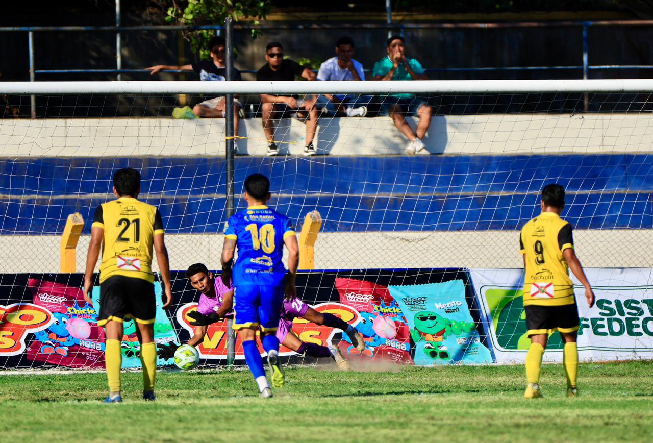 Limeño tampoco gana en el torneo de Copa