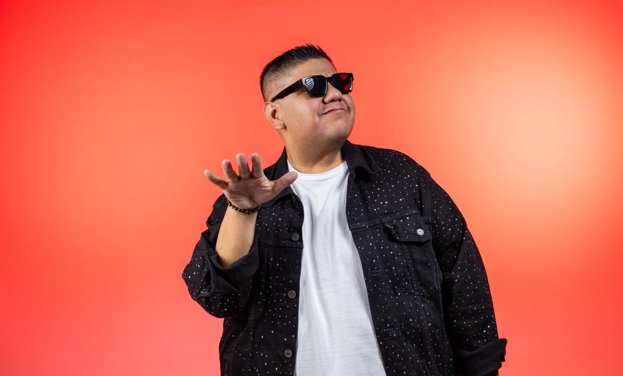 DJ Sabrosón lanza «Sol Playa», su primera colaboración internacional grabada en Nueva York