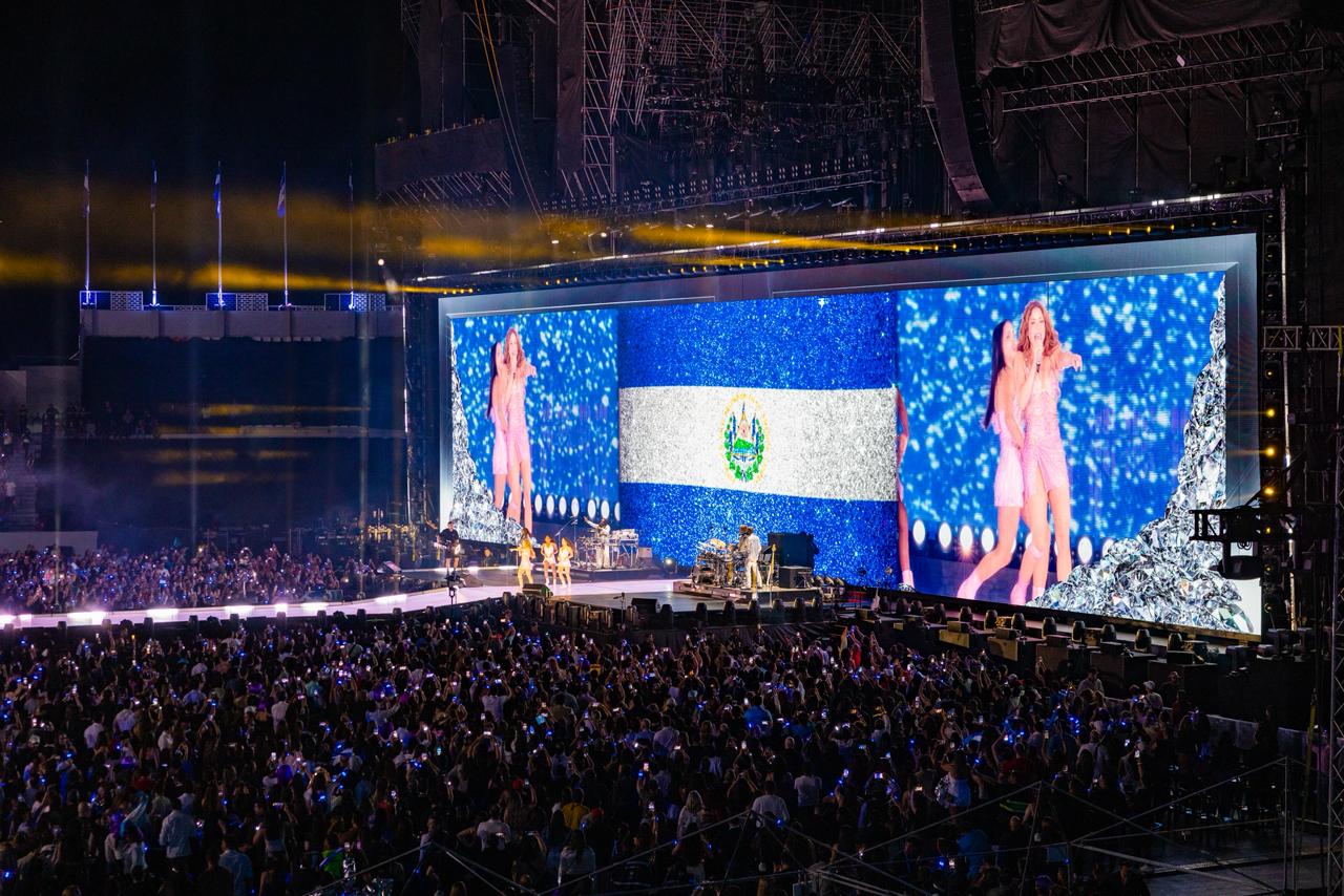 La manada centroamericana protagoniza la noche multicultural de Shakira