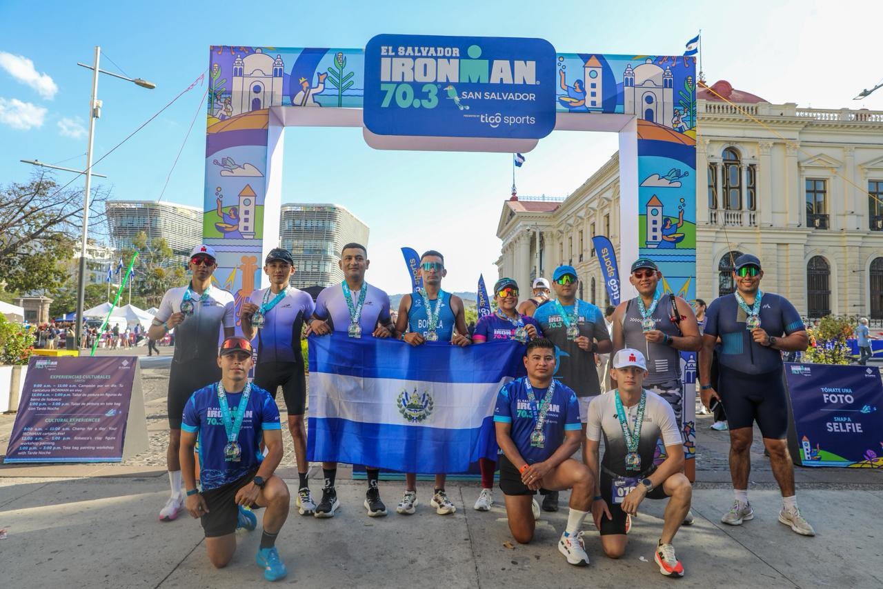 Ministro de la Defensa destaca participación de militares en el IRONMAN 70.3 San Salvador