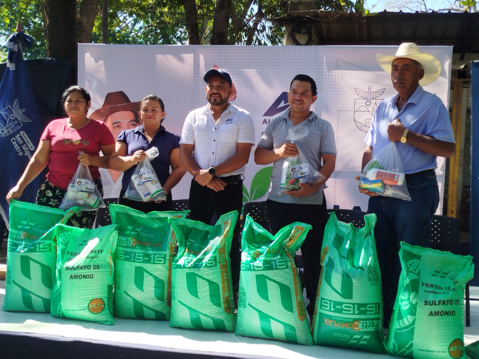 Benefician a productores agrícolas migueleños