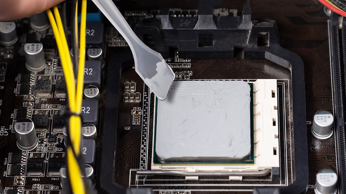 Pasta térmica: qué es, cuándo cambiarla y por qué es vital para el rendimiento de tu PC