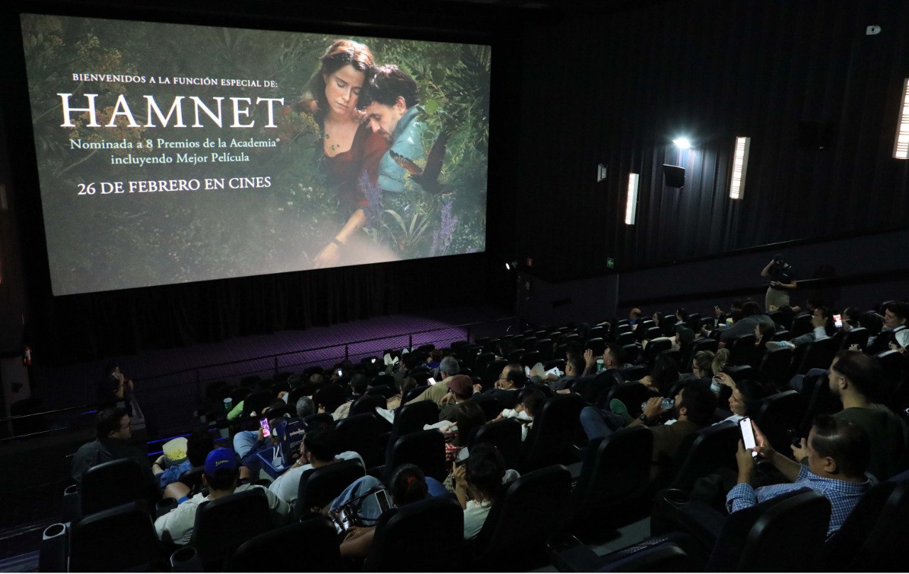 Las lágrimas se desbordaron en la premier de Hamnet en El Salvador