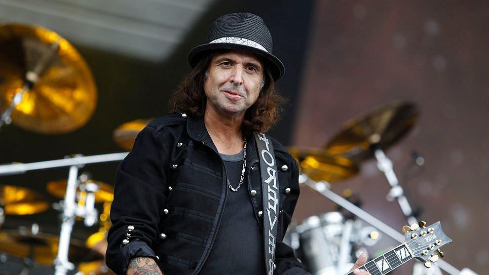 El rock está de luto: fallece Phil Campbell, guitarrista de Motörhead