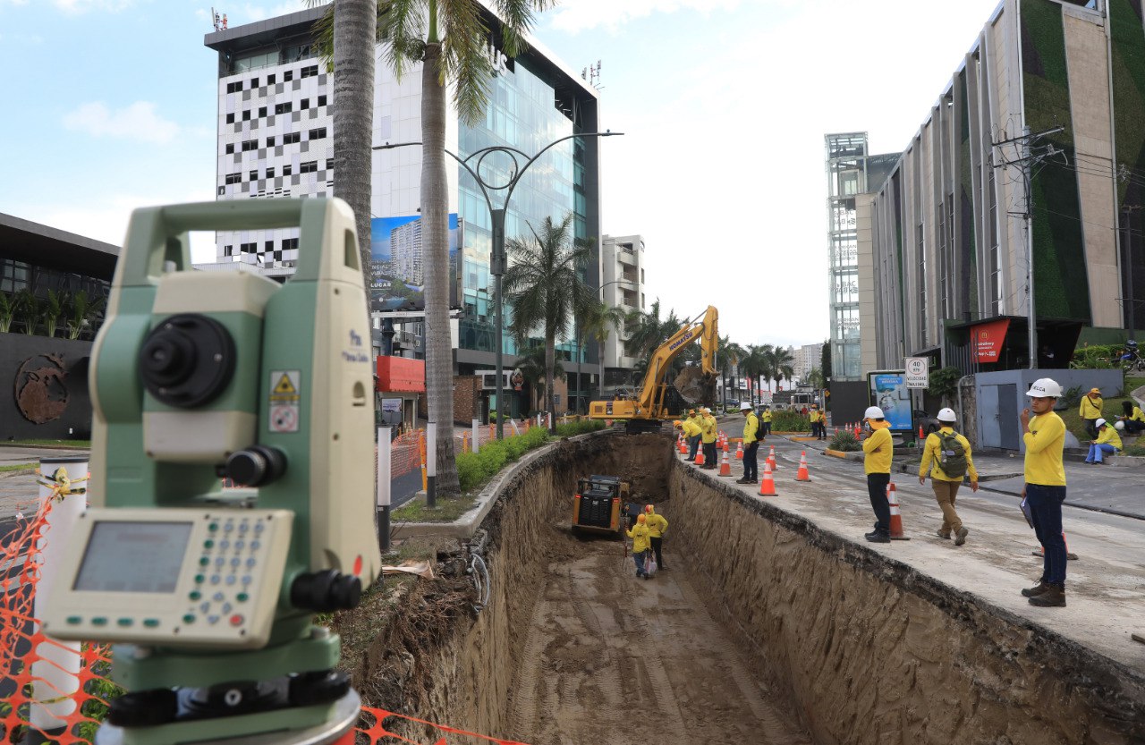 Inician trabajos para prevenir inundaciones en Zona Rosa