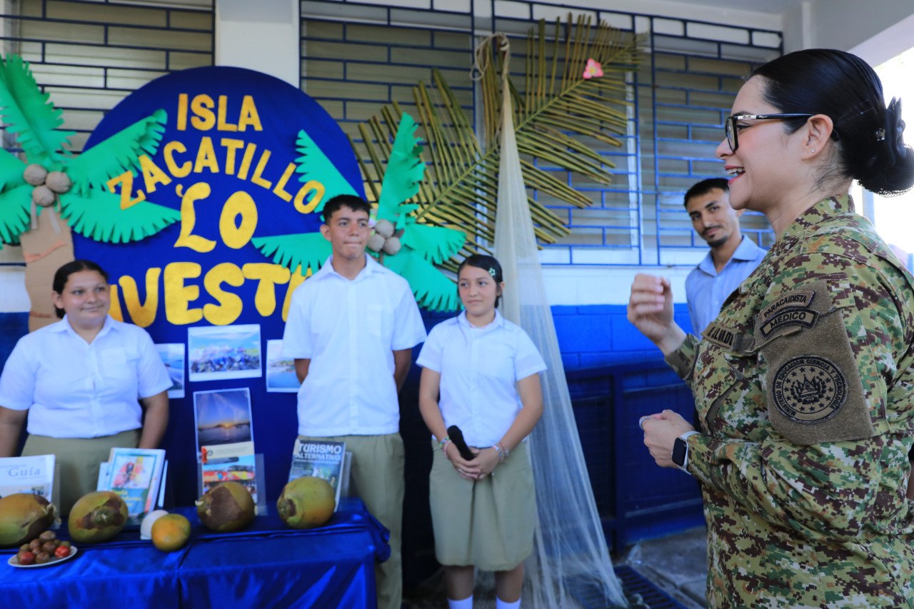 El Gobierno lanza bachillerato en Turismo en la isla Zacatillo, La Unión