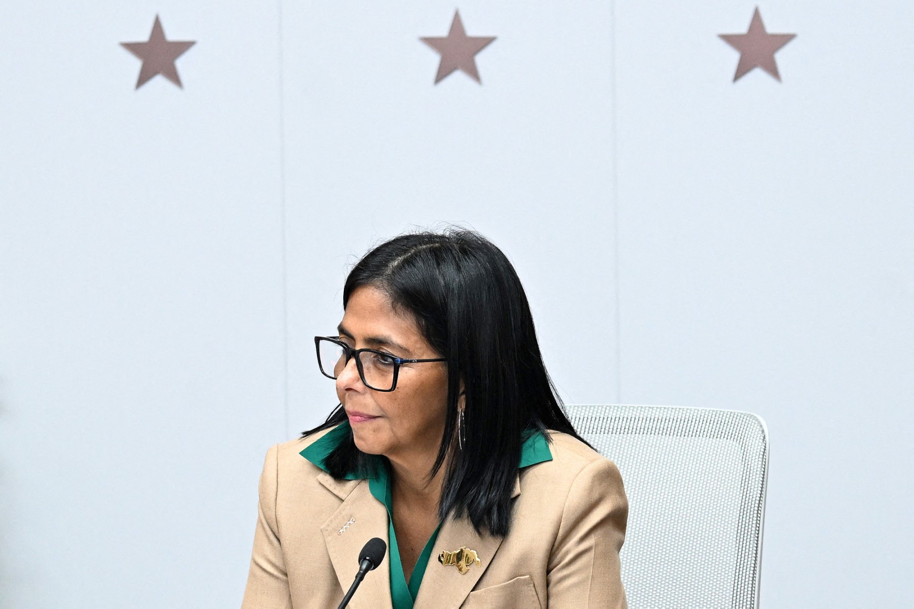 Presidenta de Venezuela destituye a embajador ante la ONU de Maduro