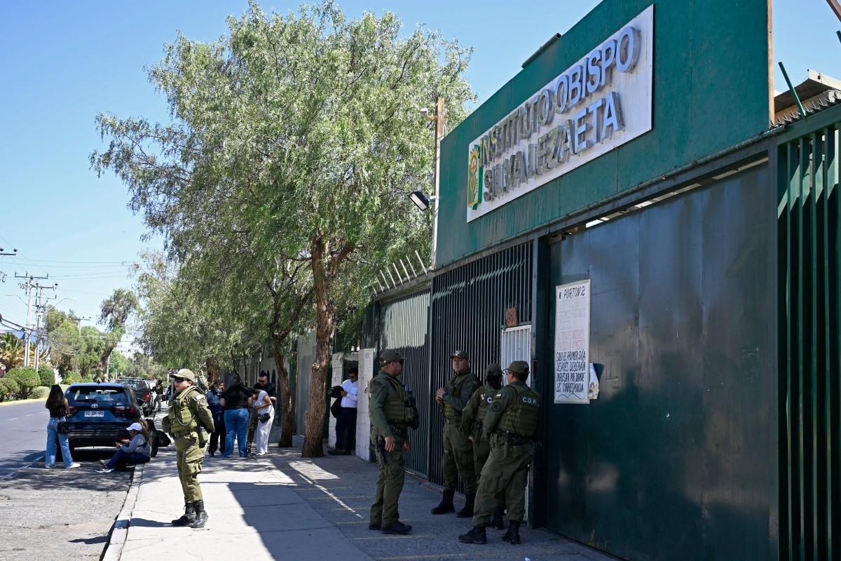 Ataque de estudiante en escuela de Chile deja una funcionaria muerta y cuatro heridos