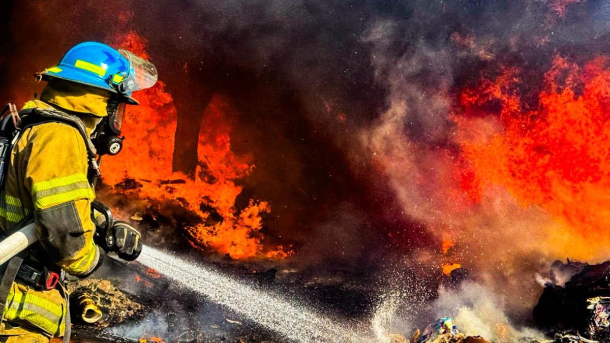 Bomberos ha atendido más de 2,200 incendios en lo que va del año