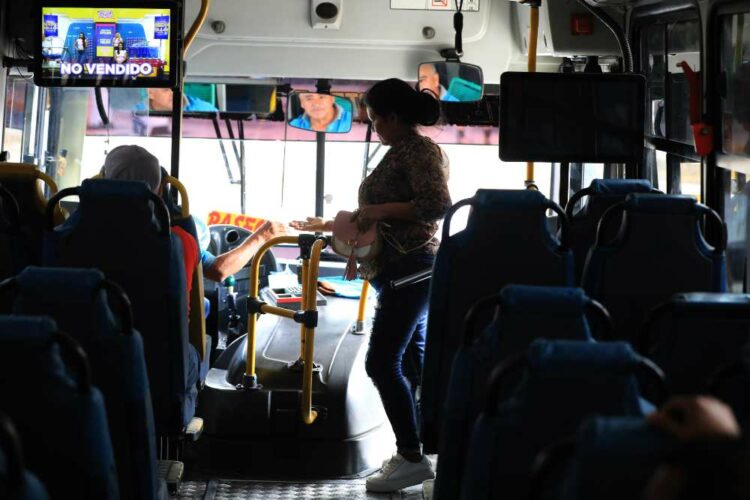 San Salvador 23 de Diciembre de 2024


TEMA MOTORISTA DE BUSES Y MICROBUSES SIN HOMICIDIOS.