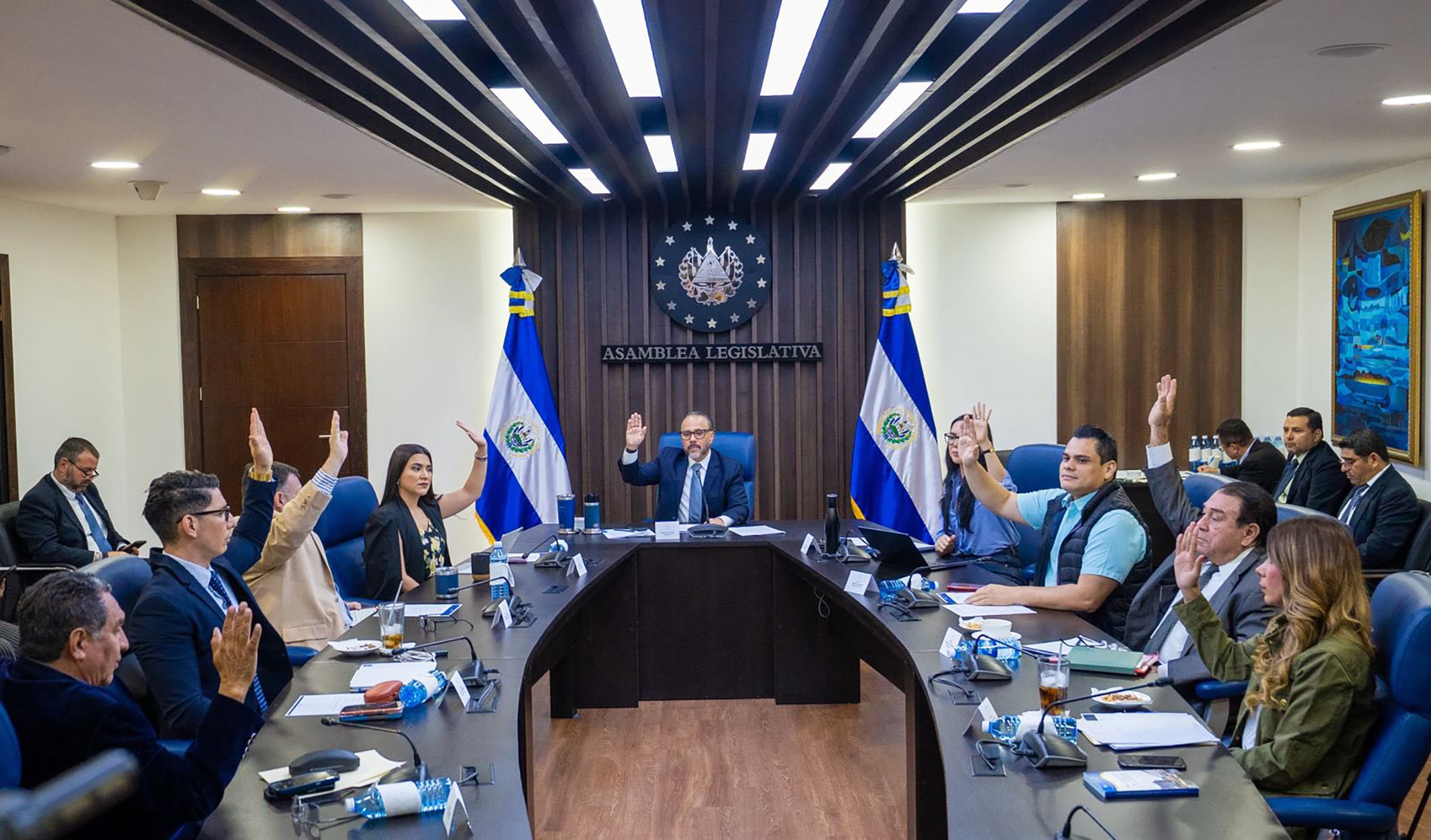 Emiten dictamen para ratificar reforma de cadena perpetua