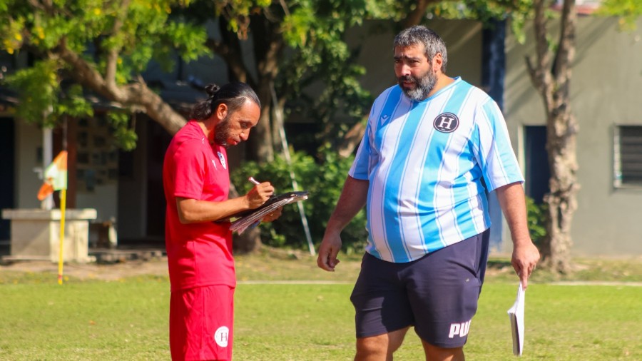 «Tenemos que sumar de una vez, ya sea acá, en Júpiter o en Marte», Daniel Corti, DT de Hércules
