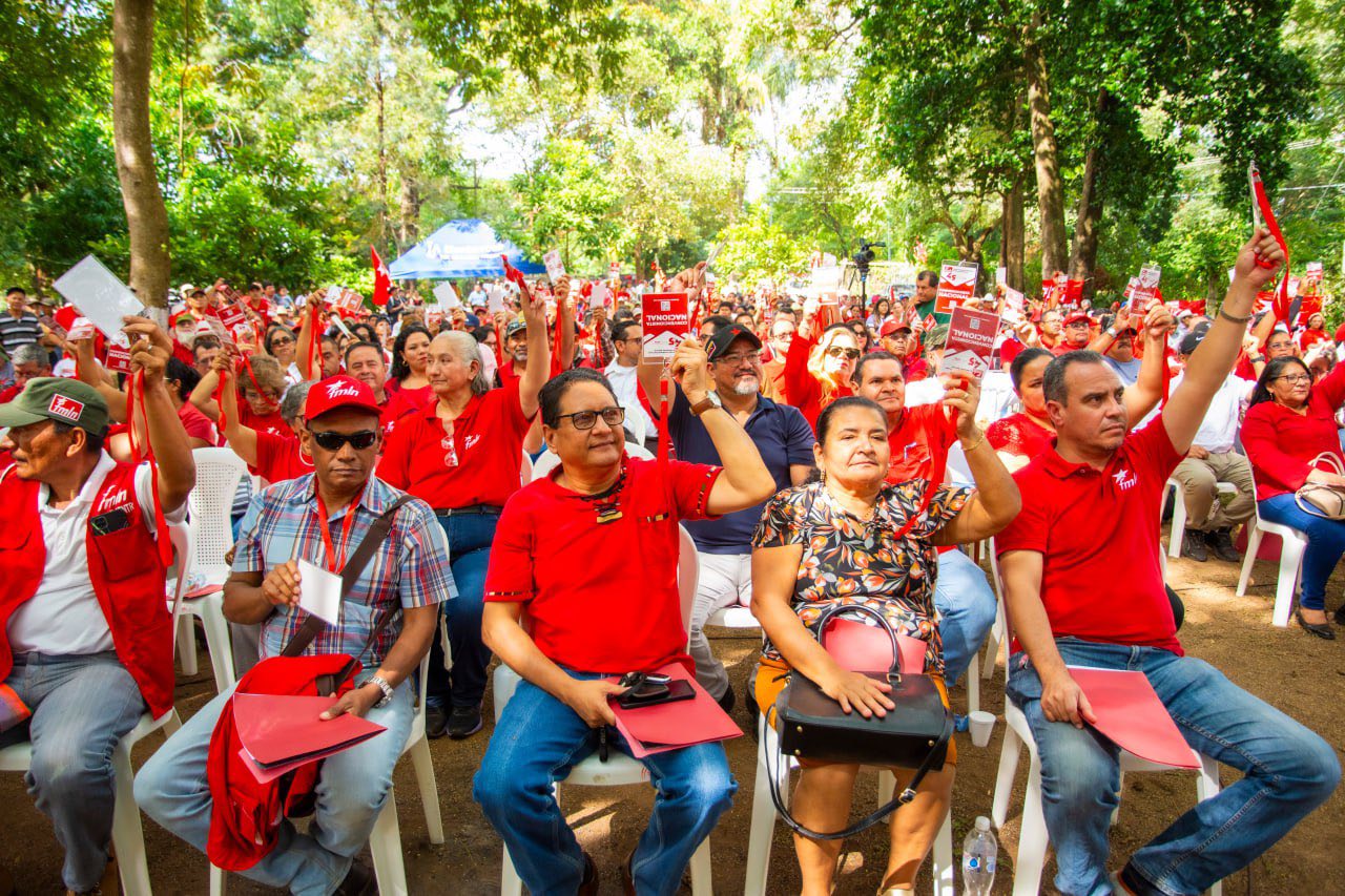 Manuel Flores dice que hay división al interior del FMLN