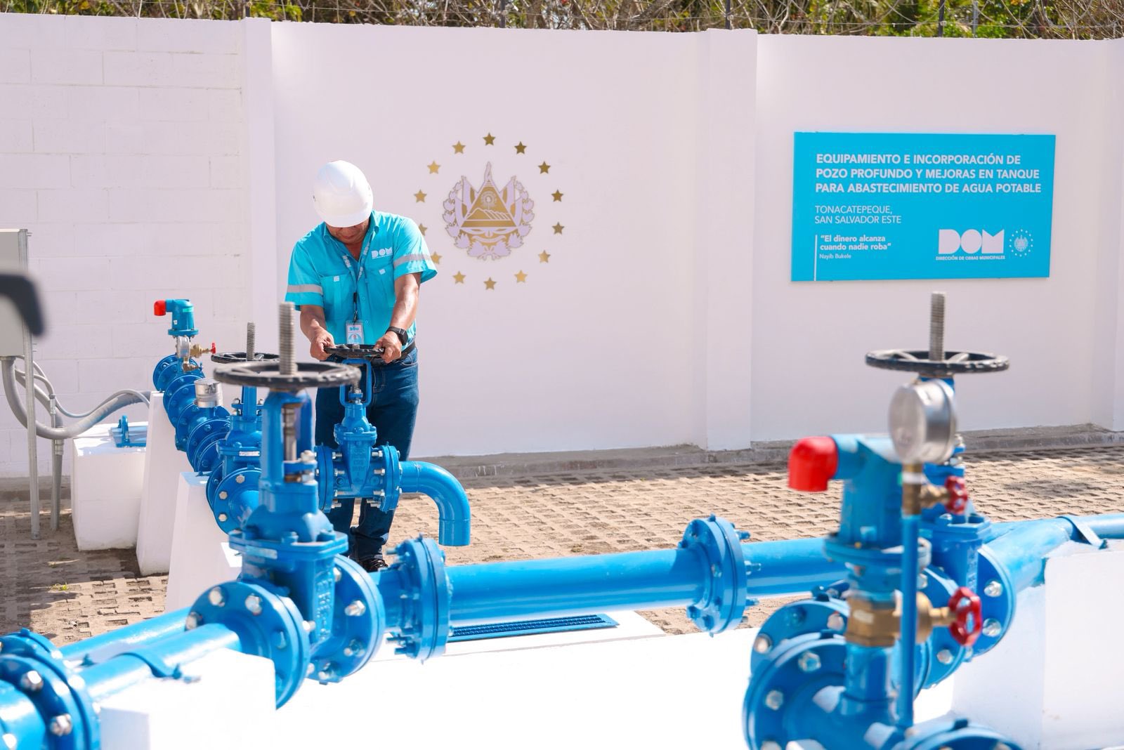 Entregan moderno sistema de agua potable en Tonacatepeque
