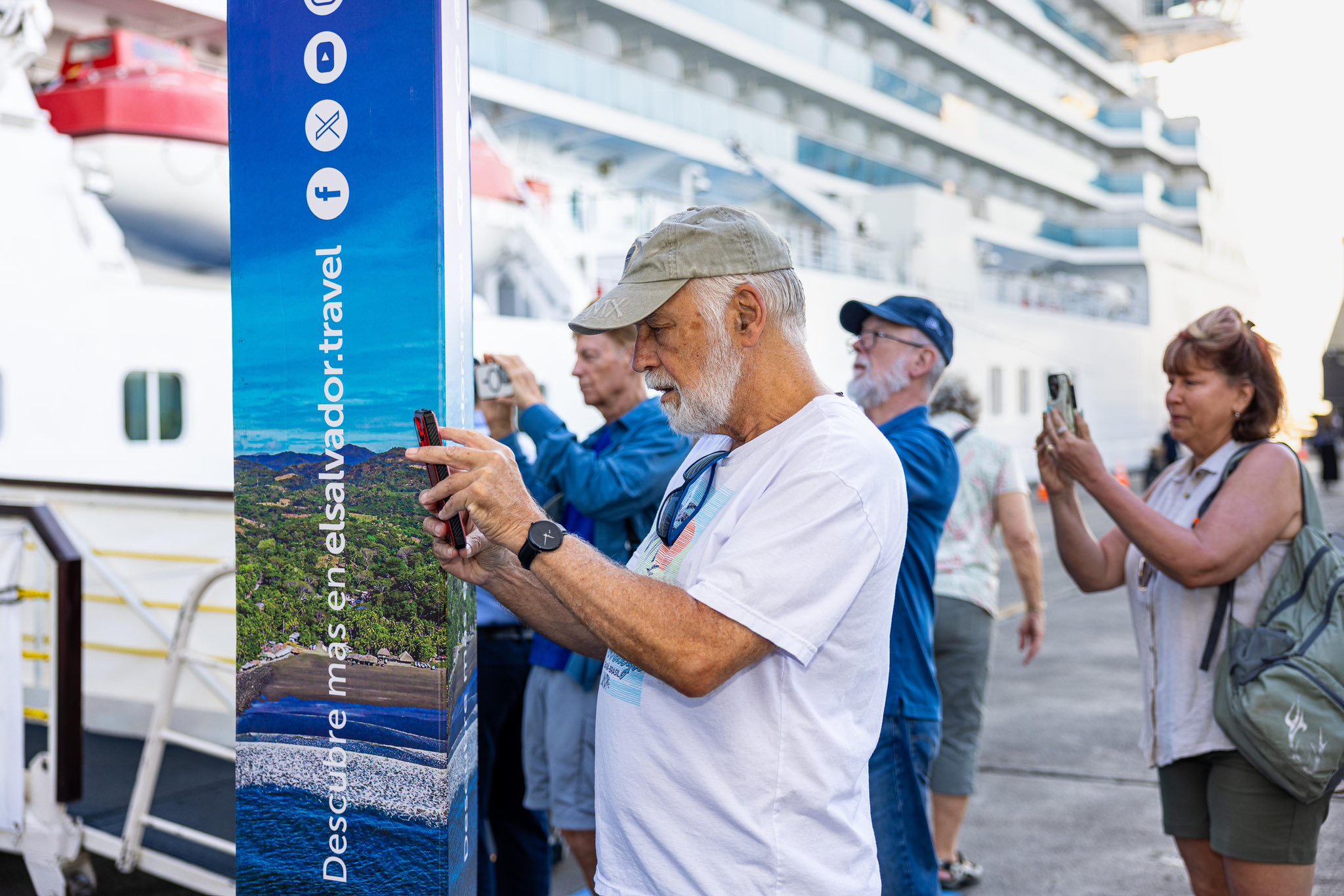Crece 49 % la llegada de visitantes internacionales por Semana Santa en El Salvador