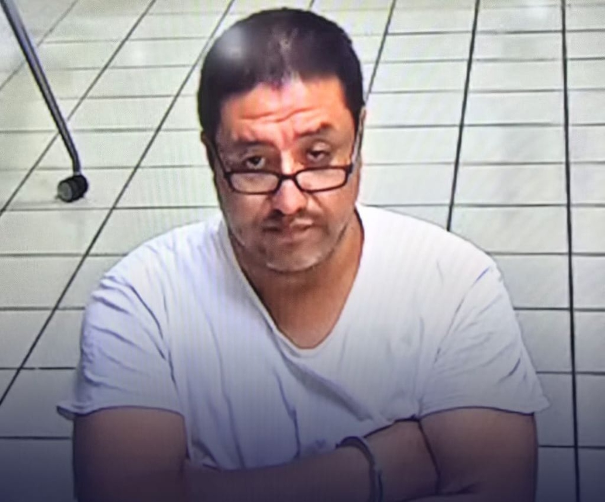 Enfrentará juicio por hurtar $33,000 en negocios de repuestos y celulares