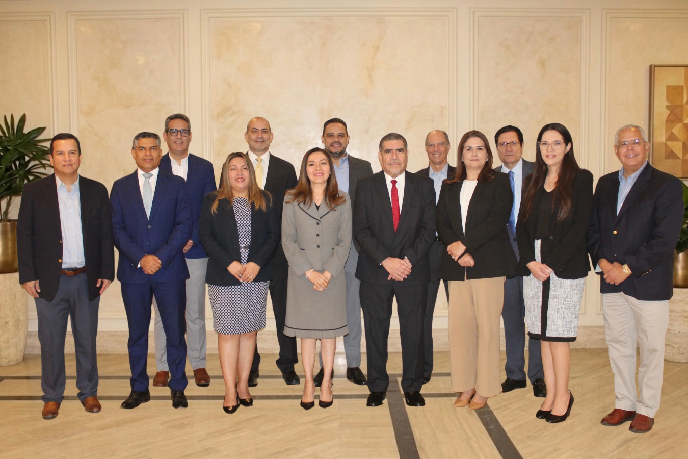 La Asociación Salvadoreña de Empresas de Seguros da continuidad a su junta directiva