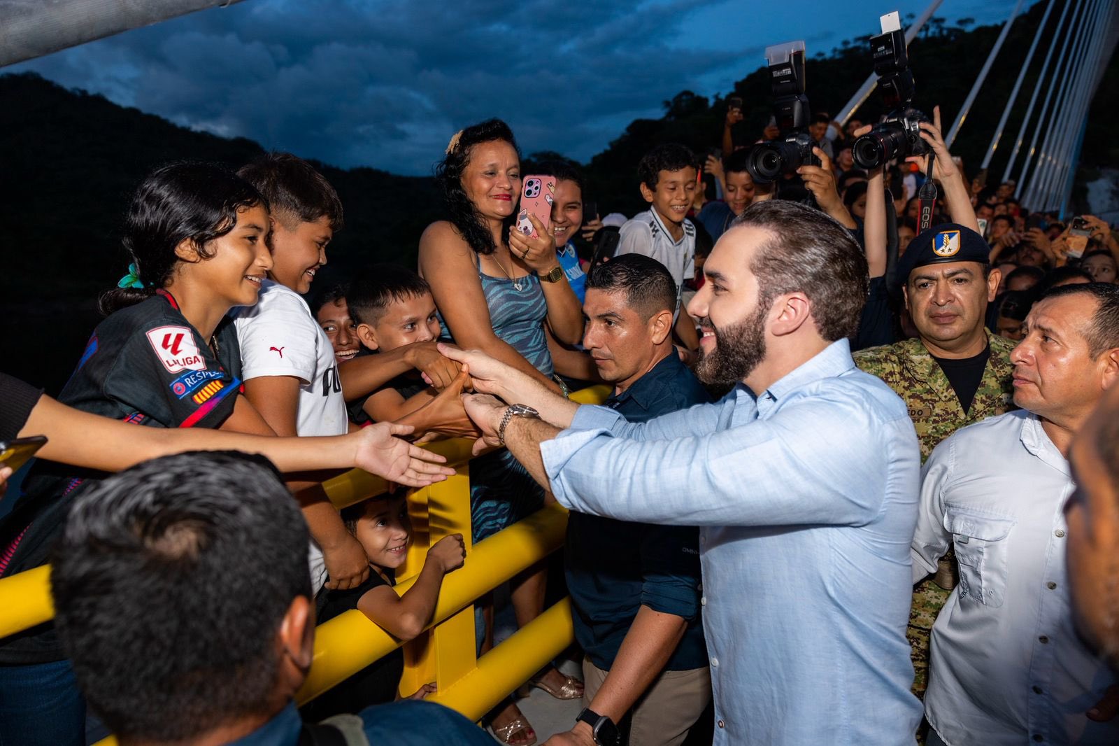 El presidente Bukele recibe la más alta aprobación desde el inicio de su gobierno