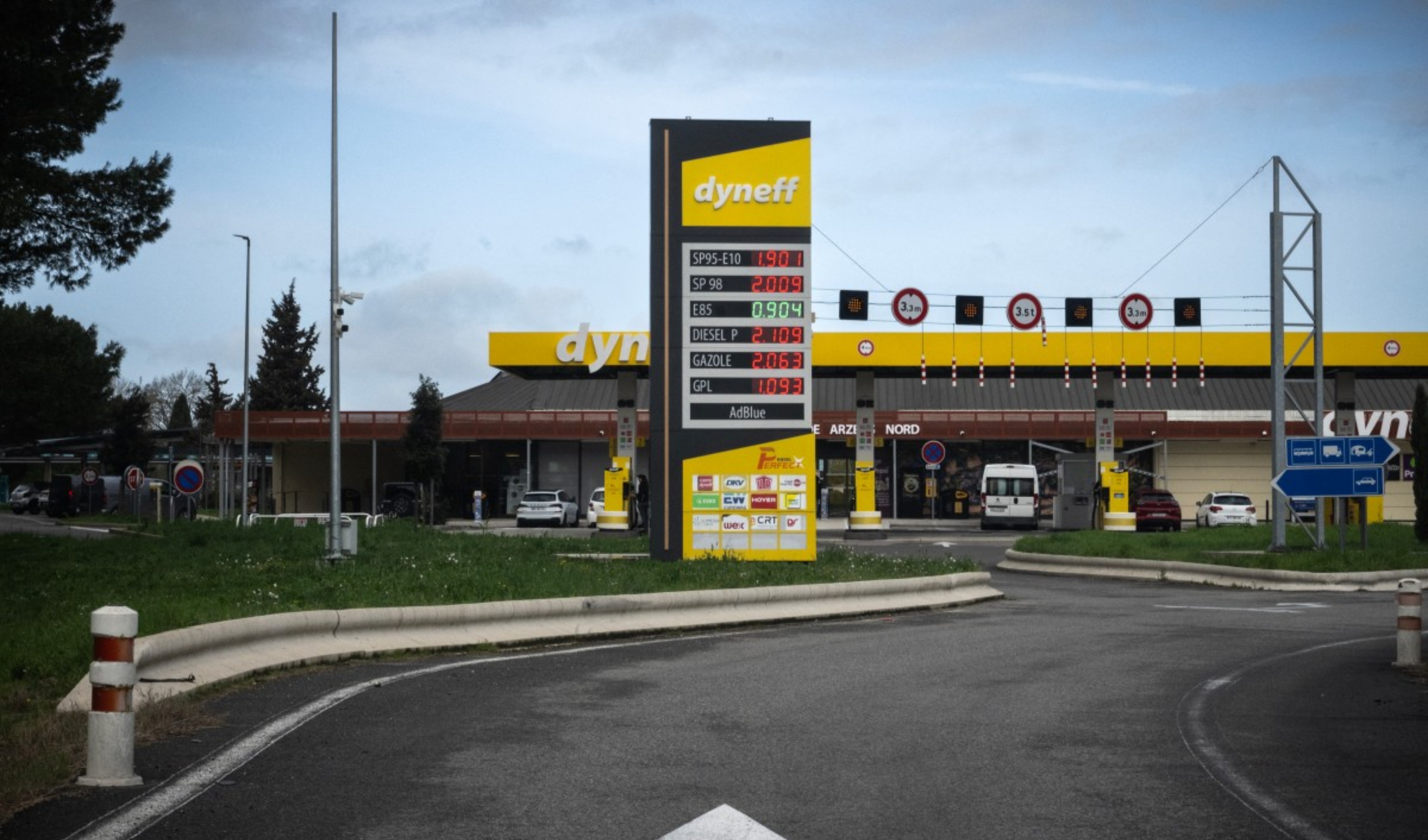 El petróleo roza los $100 por la guerra en Oriente Medio