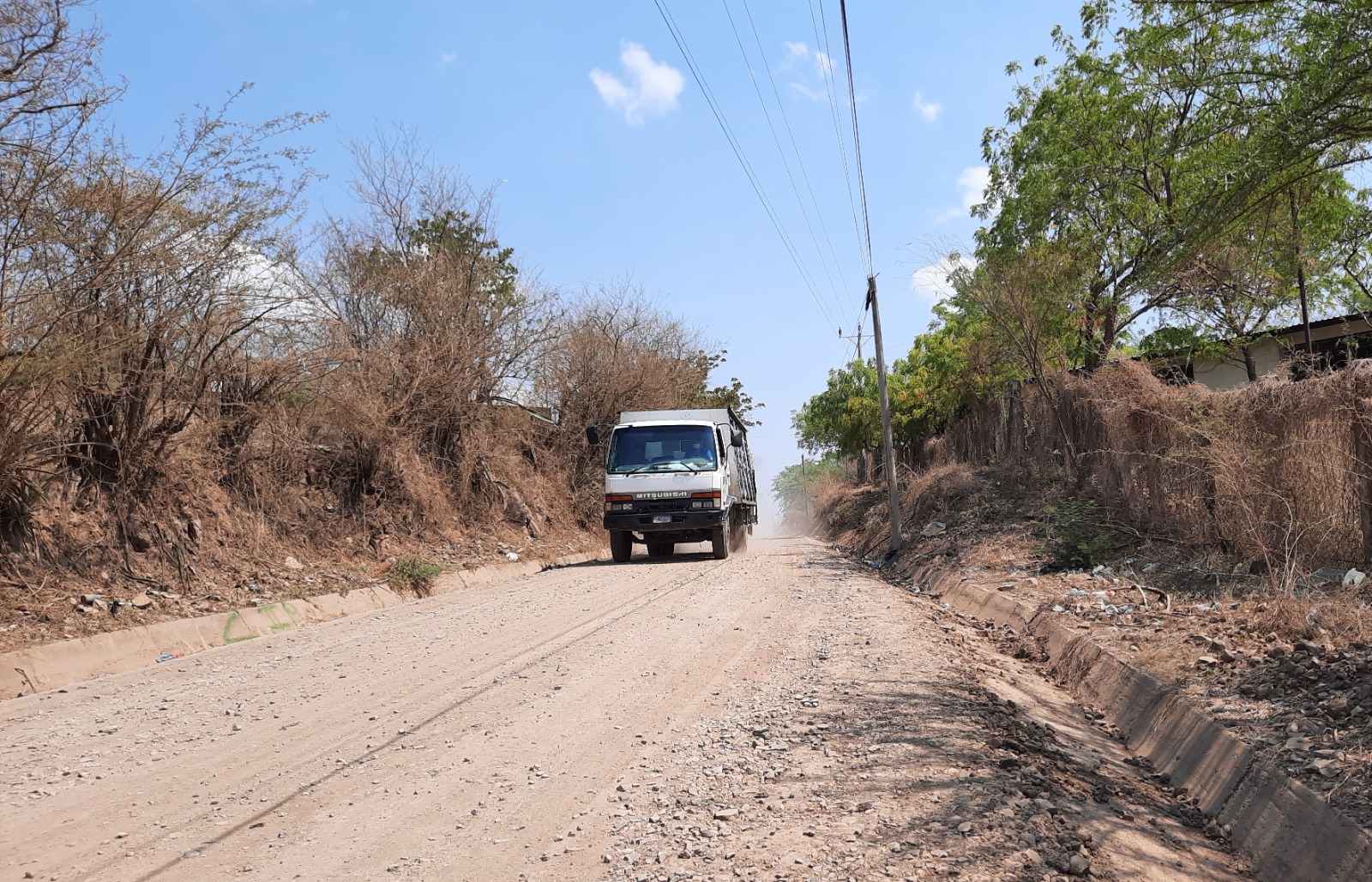 A licitación proyecto de pavimentación en Pasaquina, La Unión Norte