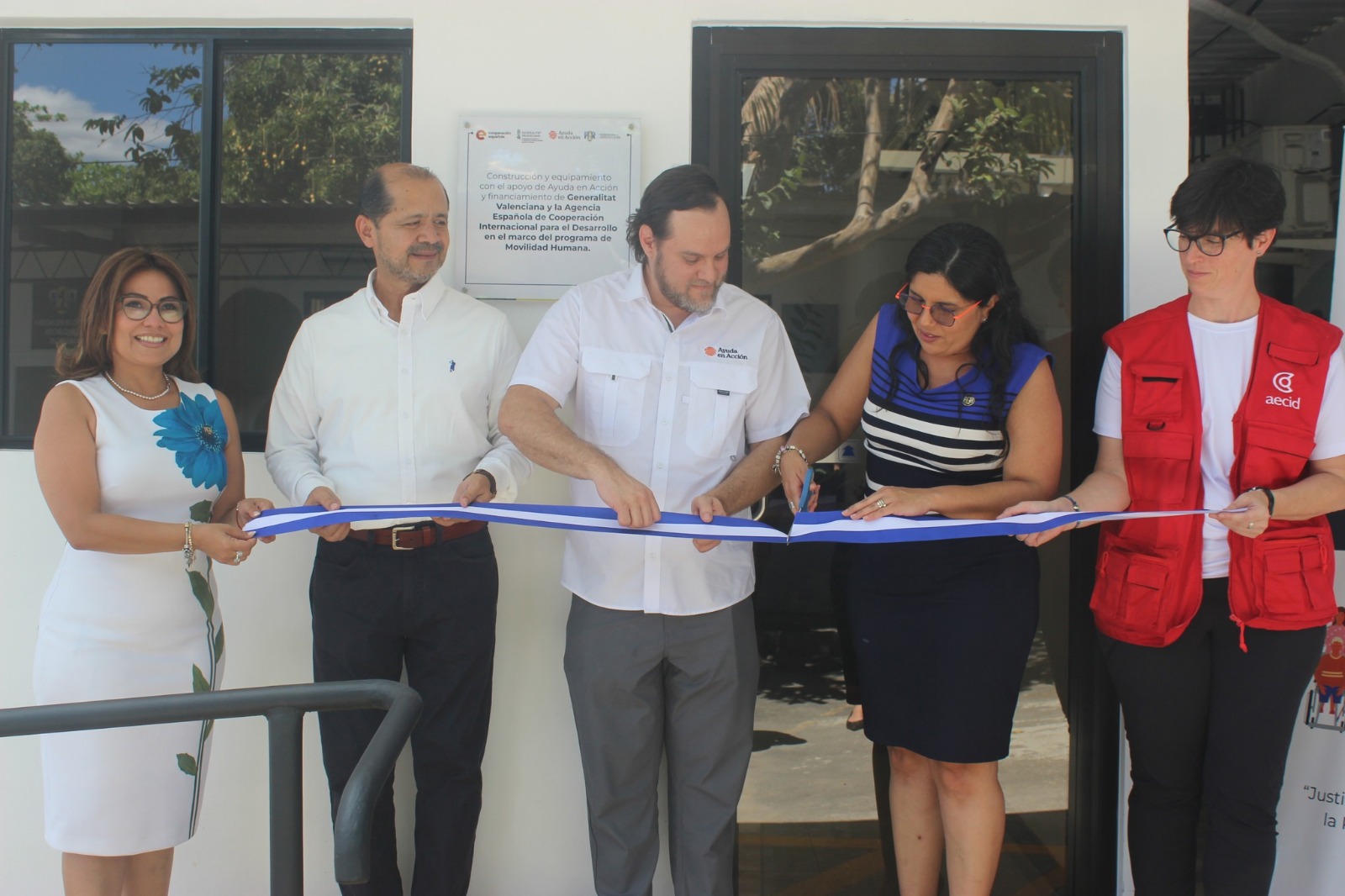 AECID y PGR inauguran la Unidad de Movilidad Humana