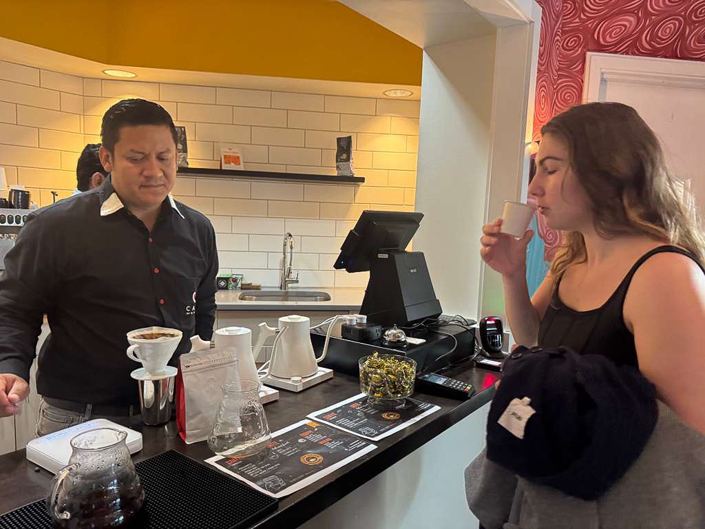Cafetería ubicada en un museo de Estados Unidos ofrece Café de El Salvador
