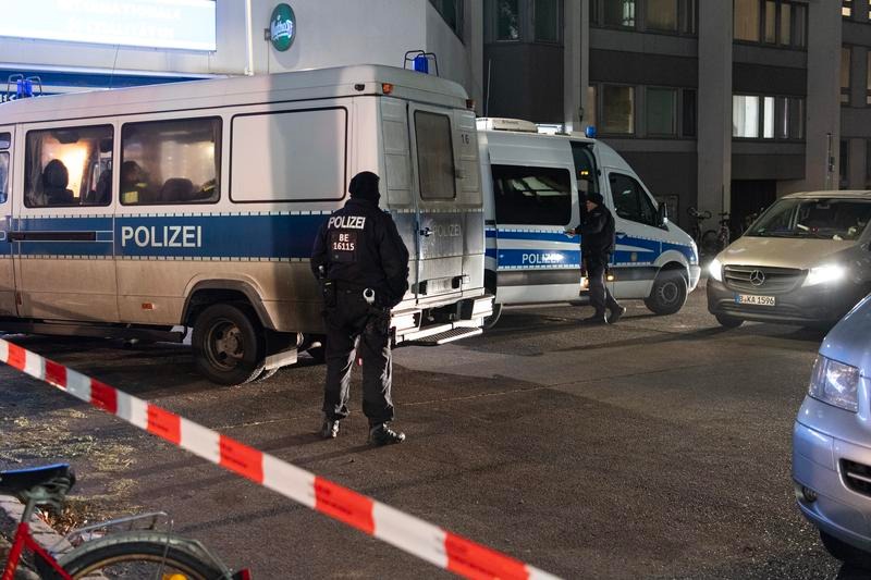 Mueren tres personas en presunto homicidio en Alemania