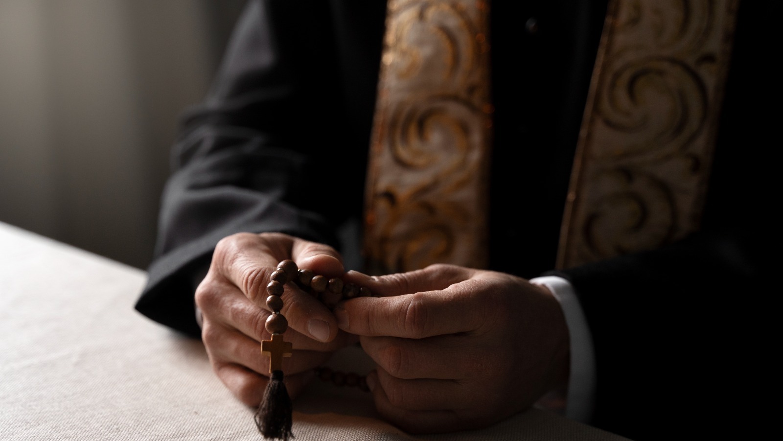 La Iglesia española y el Gobierno firman acuerdo para compensar a víctimas de abusos sexuales