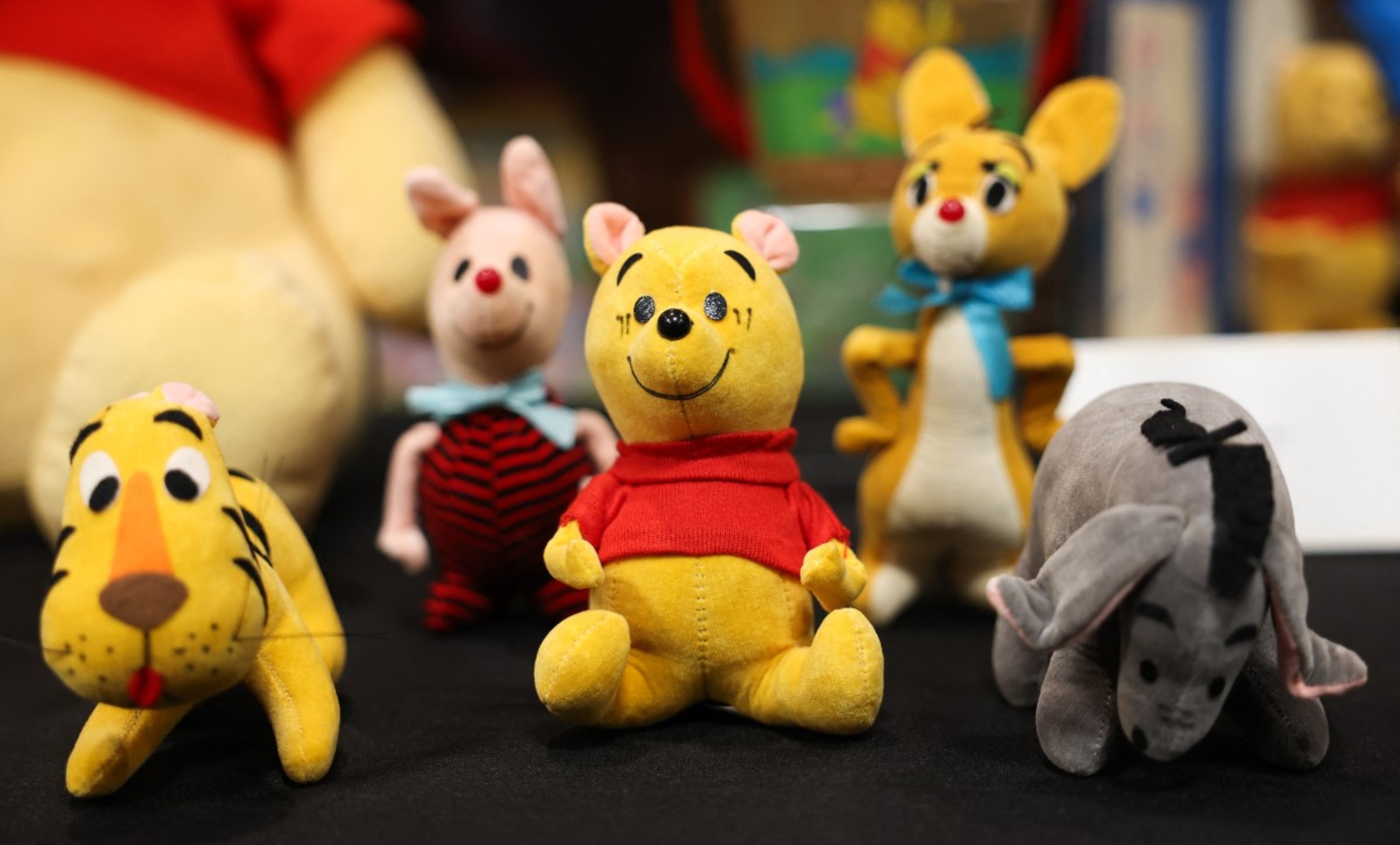 Winnie Pooh, el osito amante de la miel, cumple un siglo de vida