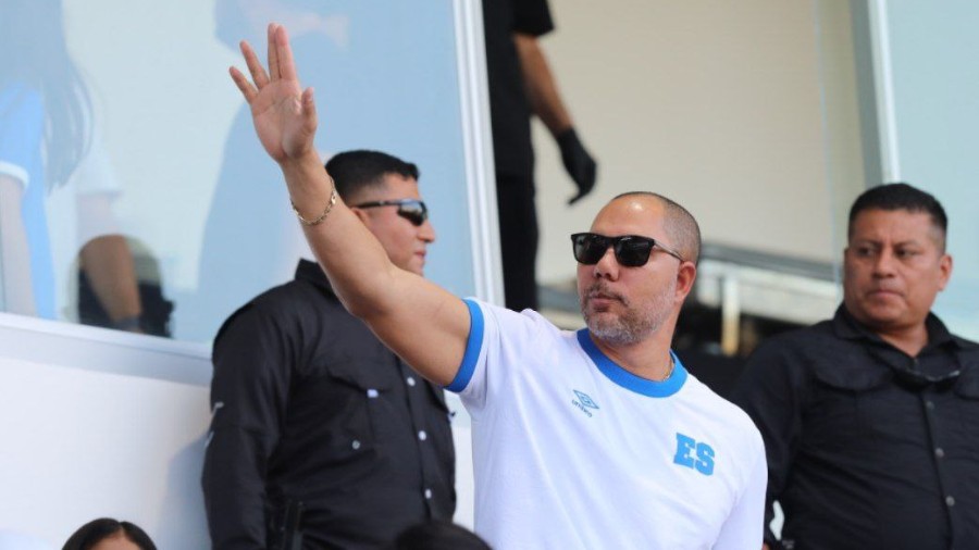 «Esto no se resuelve con excusas», Yamil Bukele, presidente de la Fesfut