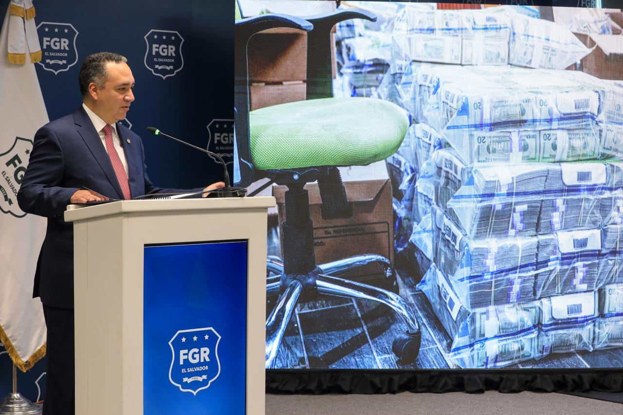Fiscalía inmoviliza $38 millones a la empresa Credi Cash de Chalatenango