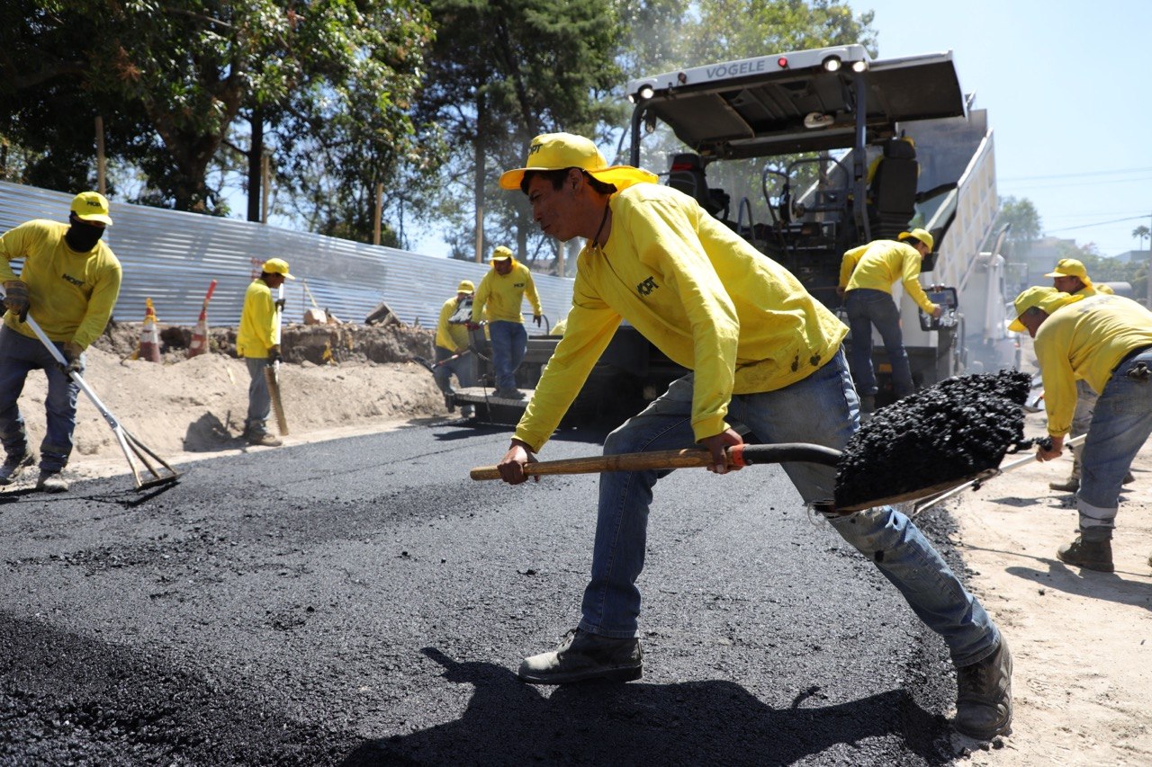 Pavimentación de nuevo acceso a carretera al Puerto con avance del 85 %
