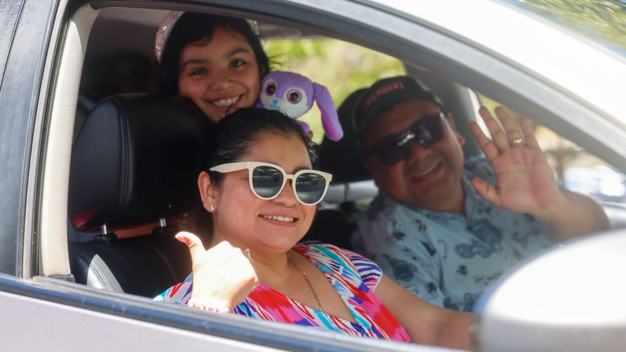 Migración facilita el ingreso de vacacionistas a El Salvador