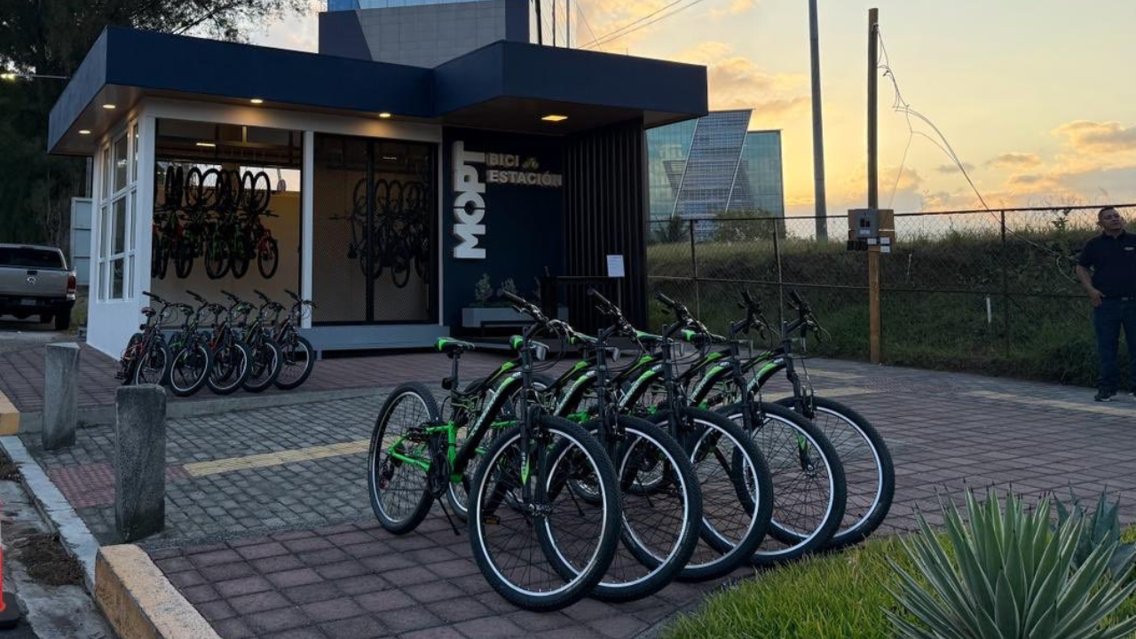 Inauguran nueva biciestación gratuita en la avenida La Revolución