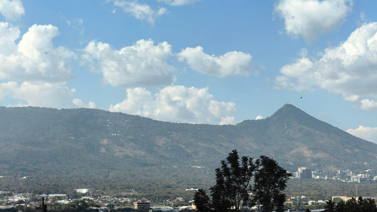 Temperatura máxima de 41 °C se registra este lunes en El Salvador