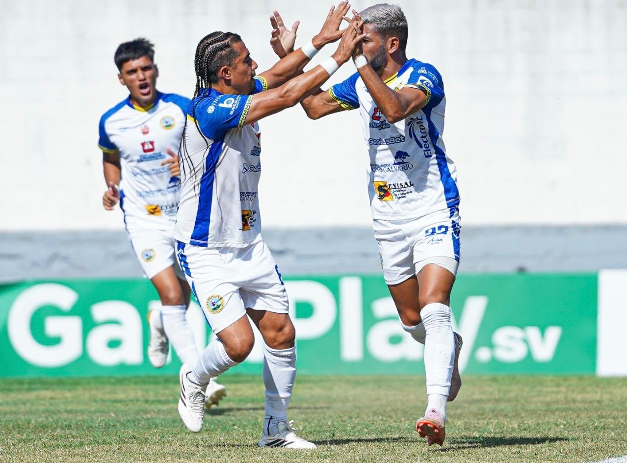Limeño derrota 2-0 a un Fuerte San Francisco que coquetea con la zona del descenso