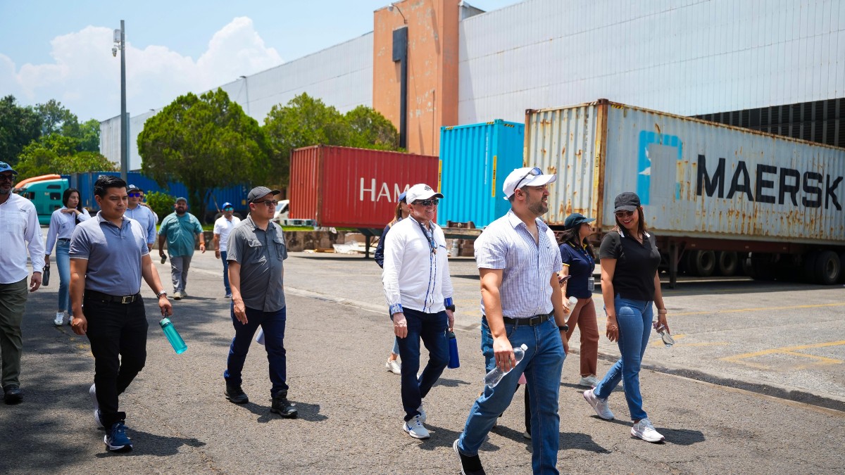 Profesionales se capacitan en anticorrupción en las aduanas