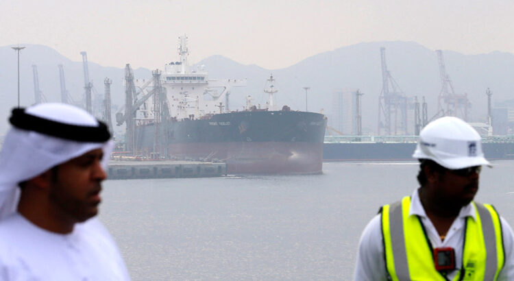 Alcance. EAU anunció su salida de la Organización de Países Exportadores de Petróleo, una decisión que podría impactar el equilibrio global del crudo. Foto: AFP
