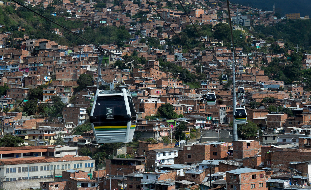 Alcaldía capitalina declara de interés social el sistema de cable aéreo entre Mejicanos y San Salvador
