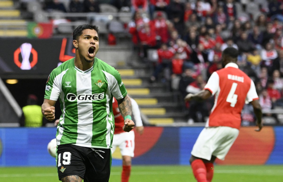 El Betis iguala 1-1 en Braga en la ida de cuartos de la Liga Europa
