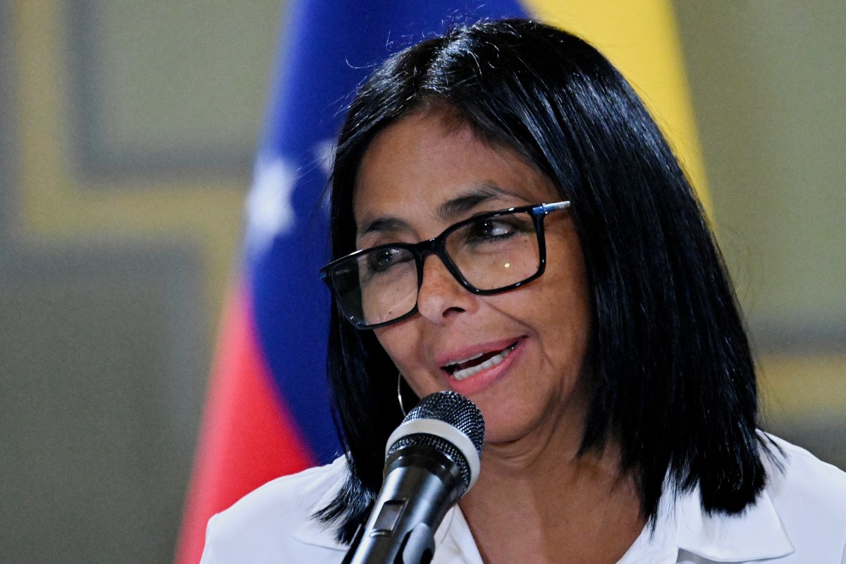 Presidenta interina de Venezuela celebra avances en sector petrolero en firma de acuerdos con Chevron