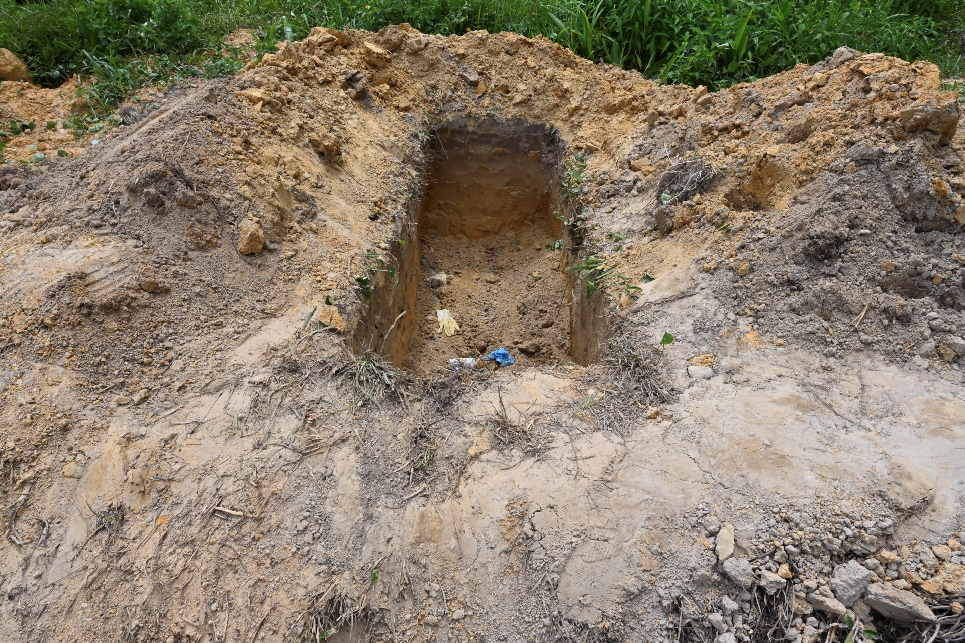 Hallan cadáveres de 50 menores y seis adultos en un cementerio de Trinidad y Tobago
